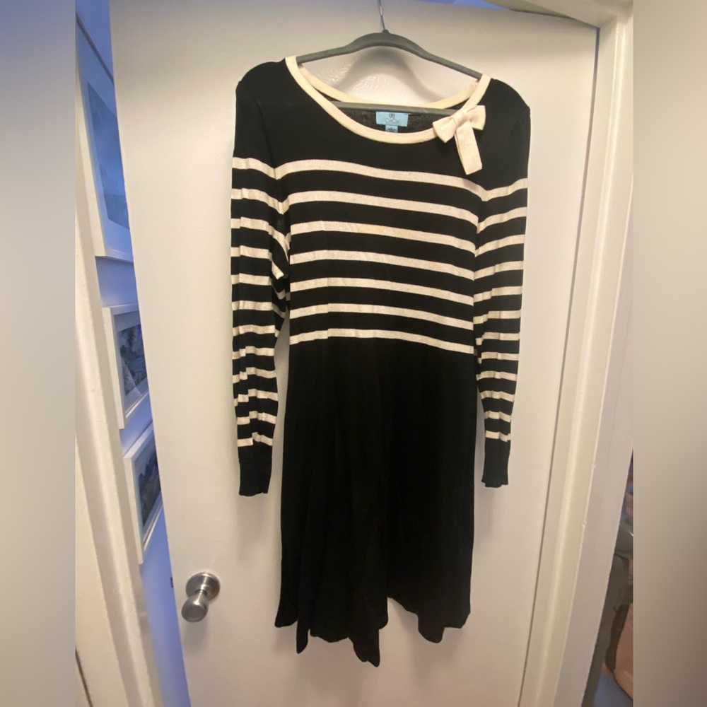 CeCe black and ivory sweater dress.